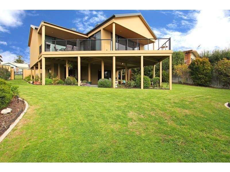 44 Seaview Parade, Dromana VIC 3936