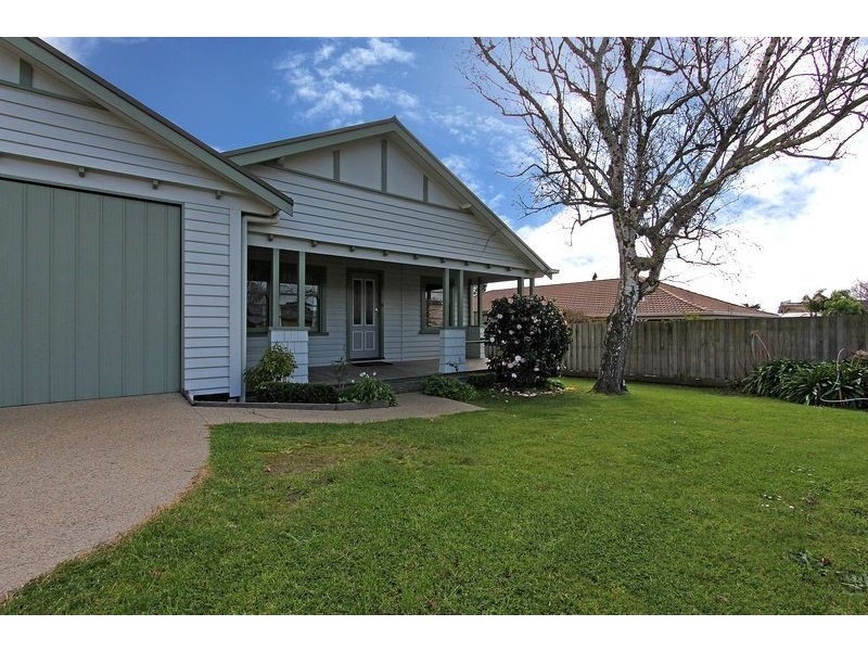 8a Verdon Street, Dromana VIC 3936