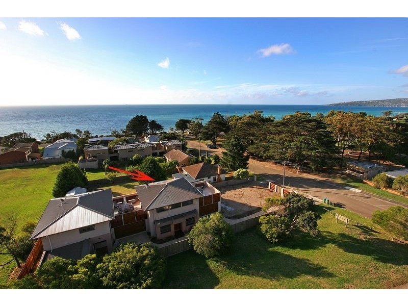 2/8 Permien St, Dromana VIC 3936