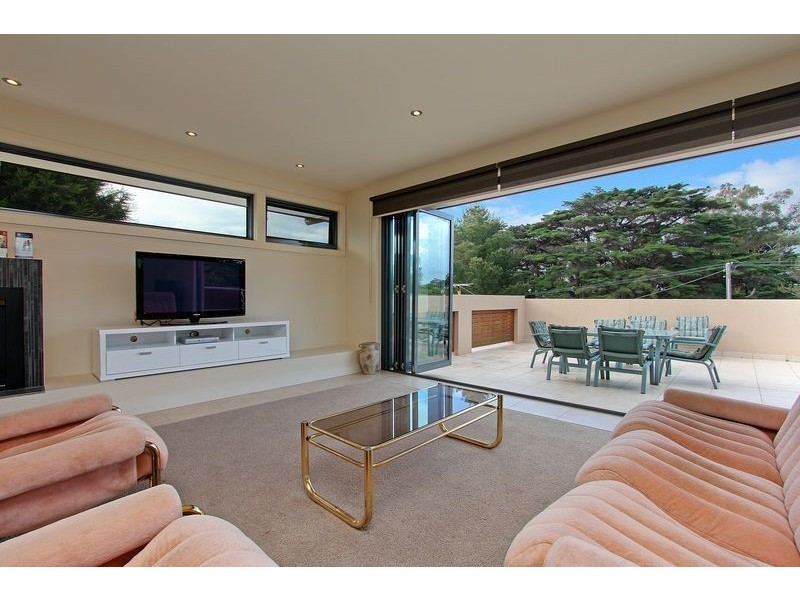 2/8 Permien St, Dromana VIC 3936