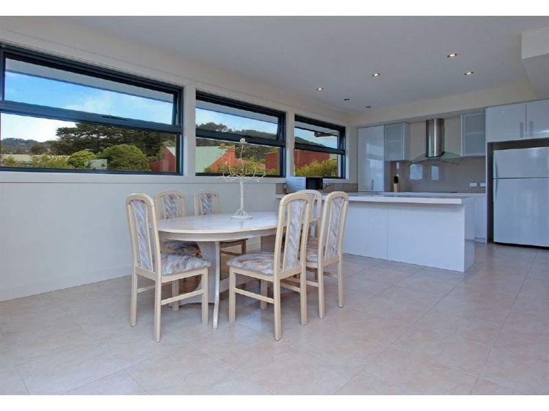 2/8 Permien St, Dromana VIC 3936