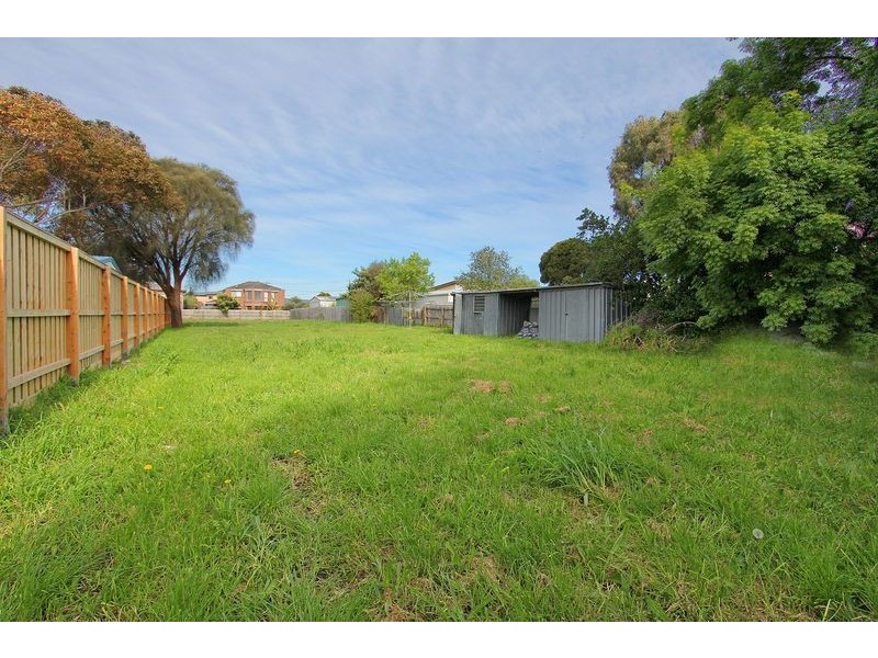 140 Dromana Parade, Safety Beach VIC 3936