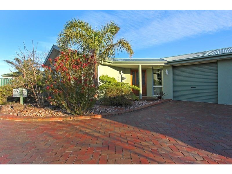 17/10d Country Club Drive, Safety Beach VIC 3936