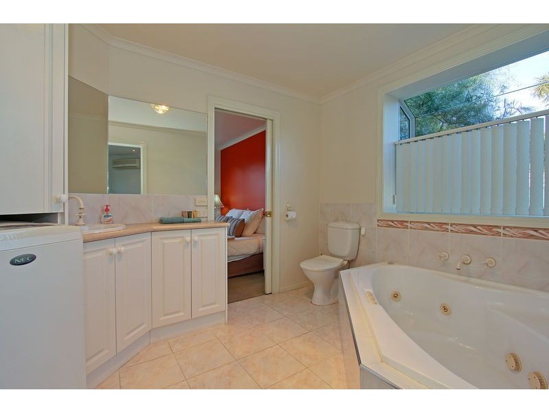 17/10d Country Club Drive, Safety Beach VIC 3936