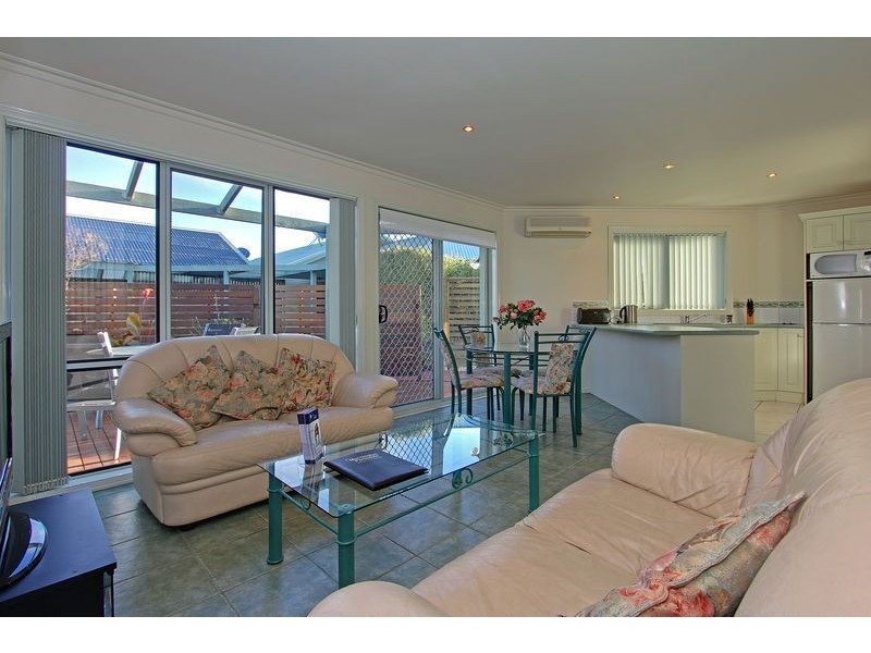 15/10d Country Club Drive, Safety Beach VIC 3936