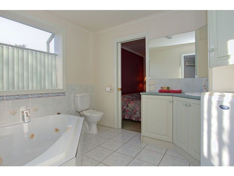 15/10d Country Club Drive, Safety Beach VIC 3936