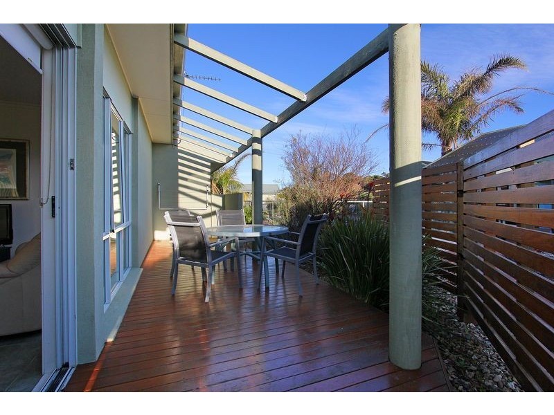 15/10d Country Club Drive, Safety Beach VIC 3936