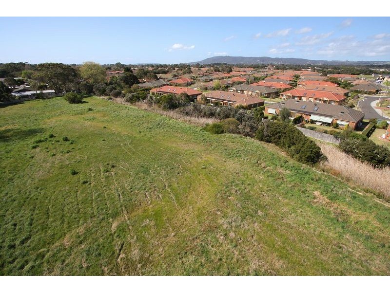 85 Elizabeth Avenue, Rosebud West VIC 3940