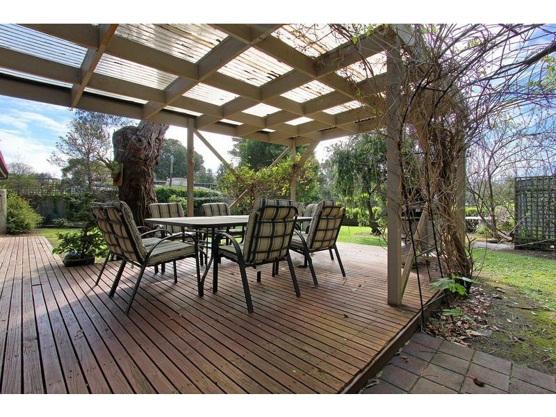 446 Waterfall Gully Rd, Rosebud VIC 3939