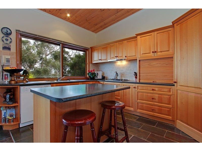 2 Bass St, Mccrae VIC 3938
