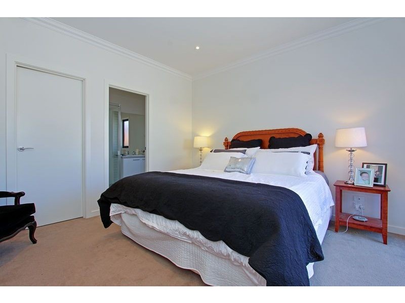 2/46 Austin Avenue, Mccrae VIC 3938