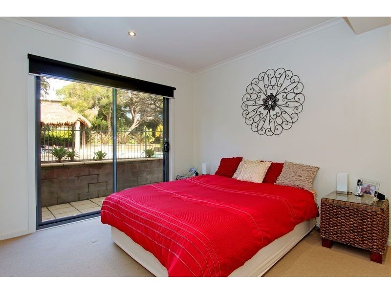 14 Marjorie Court, Mccrae VIC 3938