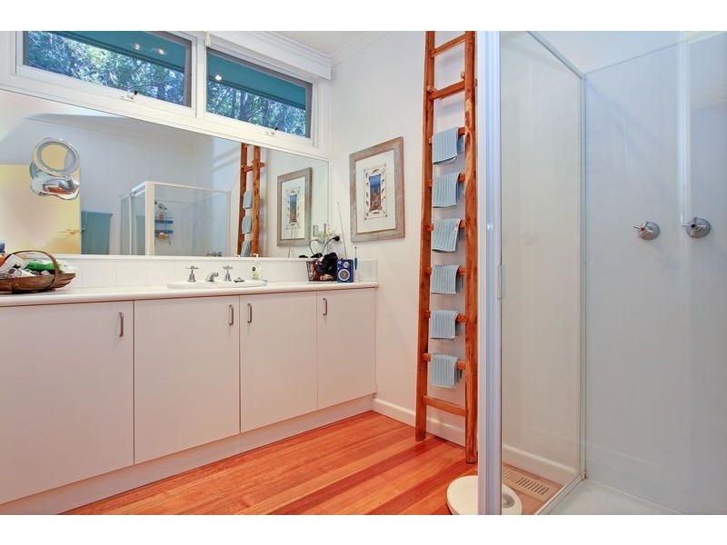 5 Wonga Grove, Mccrae VIC 3938