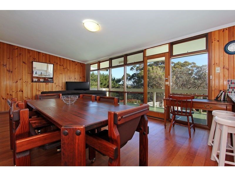 2 Bruce Road, Safety Beach VIC 3936