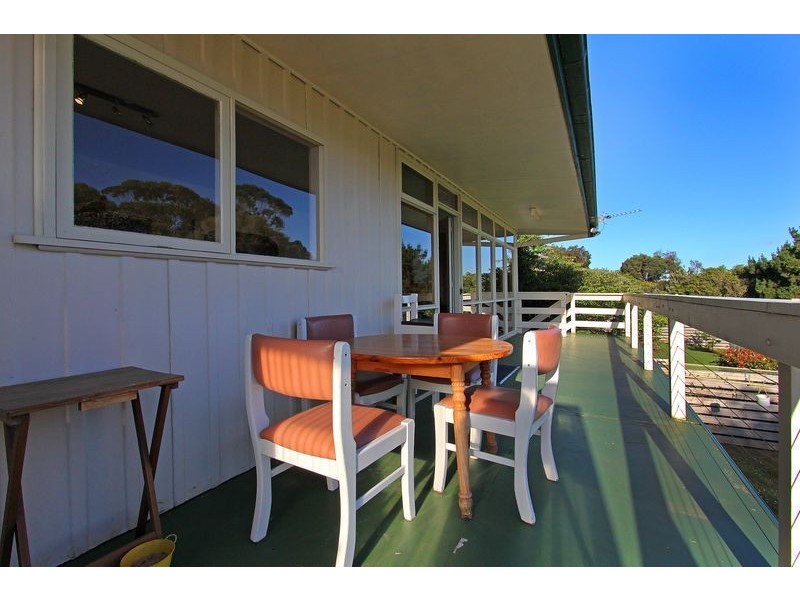 2 Bruce Road, Safety Beach VIC 3936