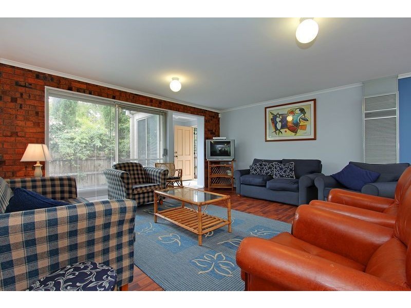 89 Dromana Pde, Safety Beach VIC 3936