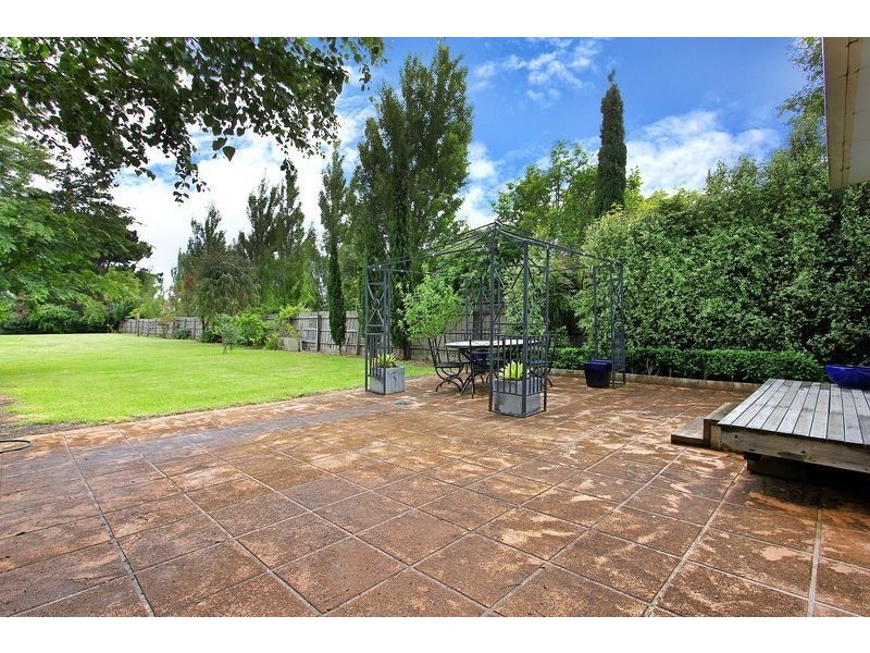 89 Dromana Pde, Safety Beach VIC 3936