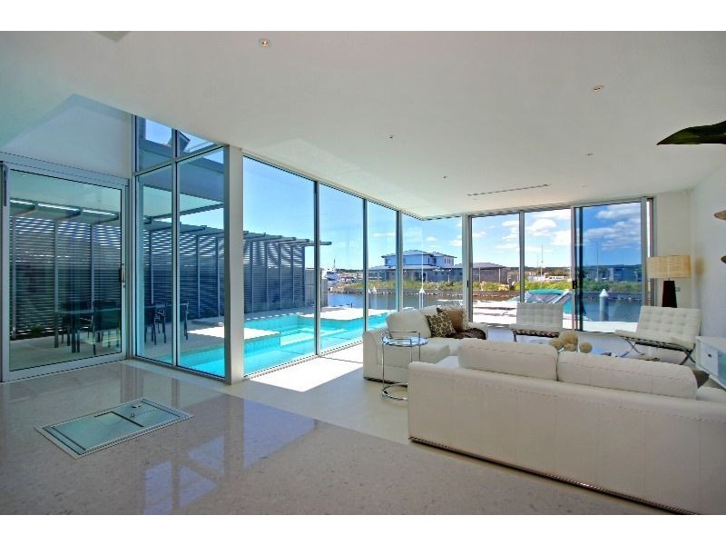 36 Clipper Quay, Safety Beach VIC 3936