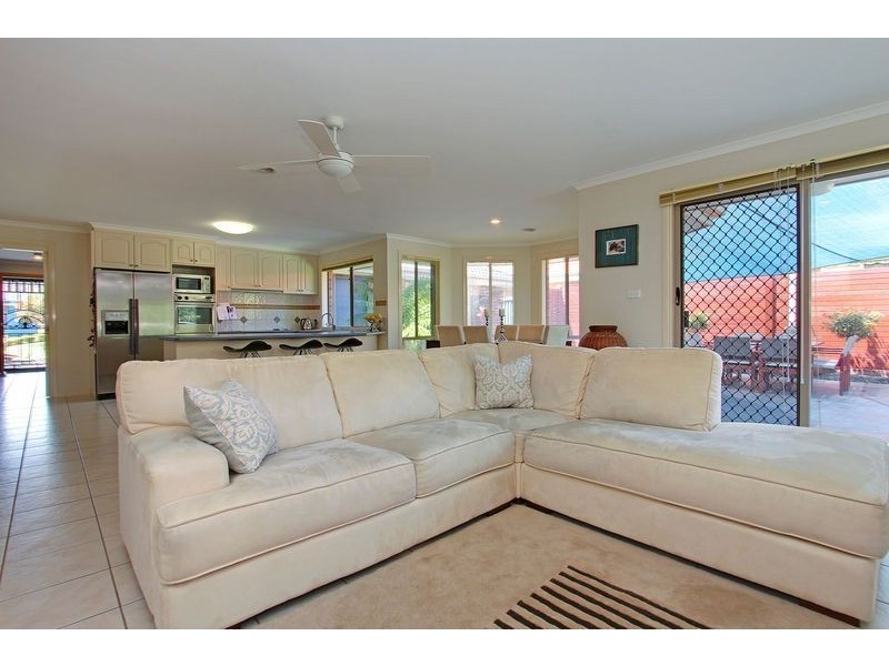 34 Somerset Place, Safety Beach VIC 3936