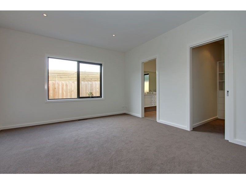 3/4 Heales Street, Dromana VIC 3936