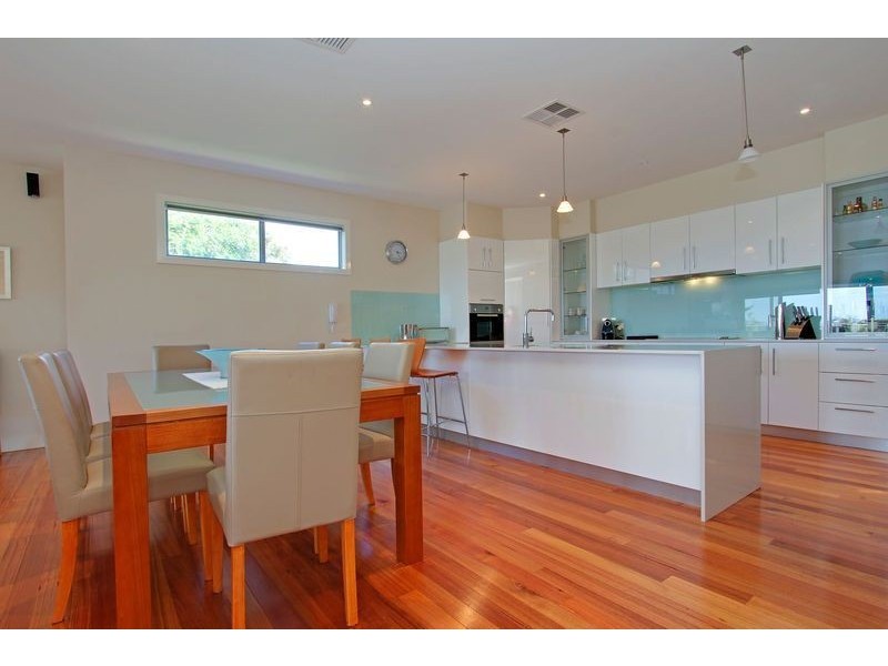 3 Thomas Street, Dromana VIC 3936