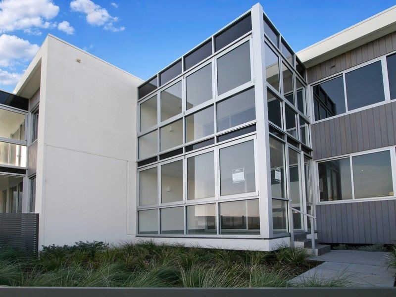 104/11 Sharpley Ave, Safety Beach VIC 3936