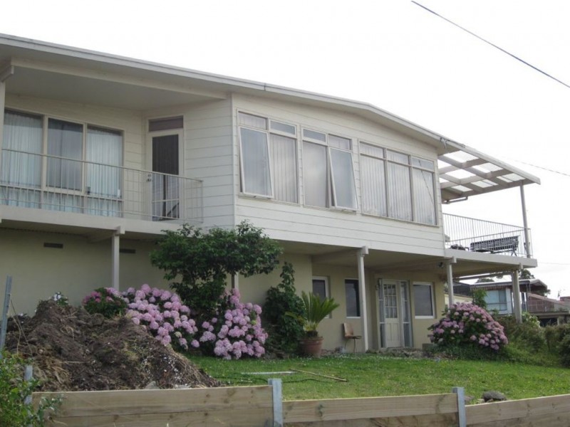 22 Mt Martha Road, Mount Martha VIC 3934