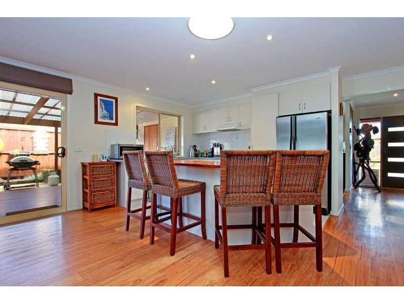 31 Lake View Drive, Safety Beach VIC 3936