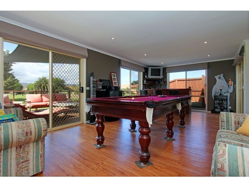 31 Lake View Drive, Safety Beach VIC 3936