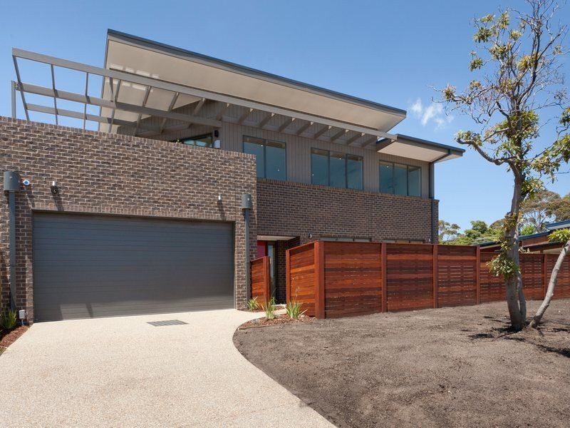 27 Burrell Street, Mccrae VIC 3938