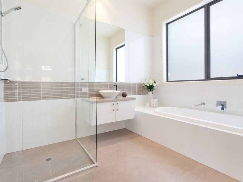 27 Burrell Street, Mccrae VIC 3938