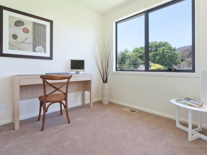 27 Burrell Street, Mccrae VIC 3938
