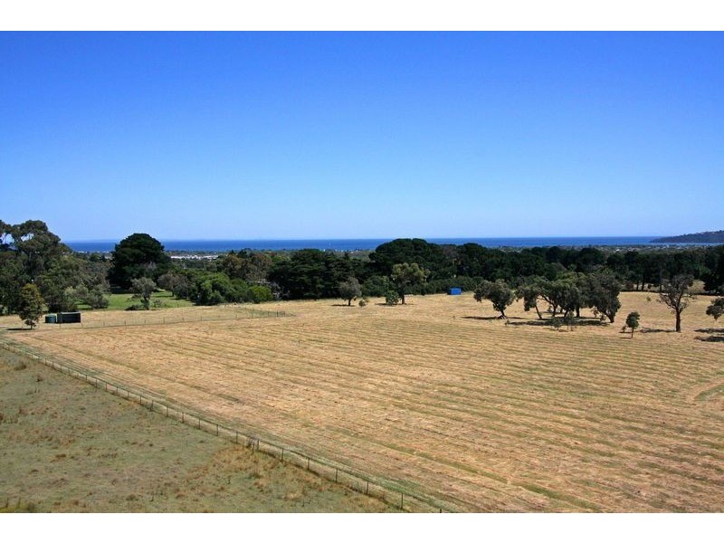 8 Boundary Road, Dromana VIC 3936