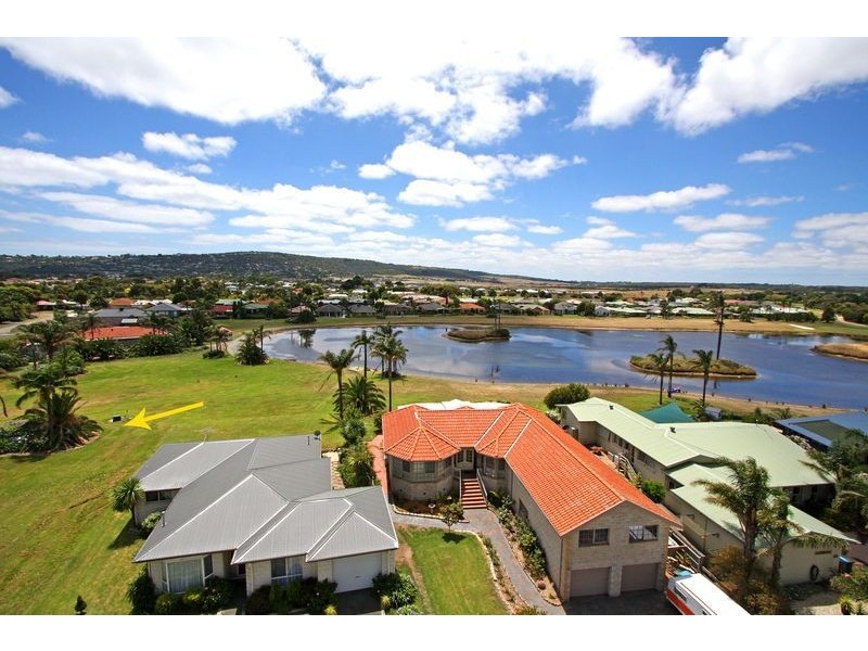 52 Lakeside Court, Safety Beach VIC 3936