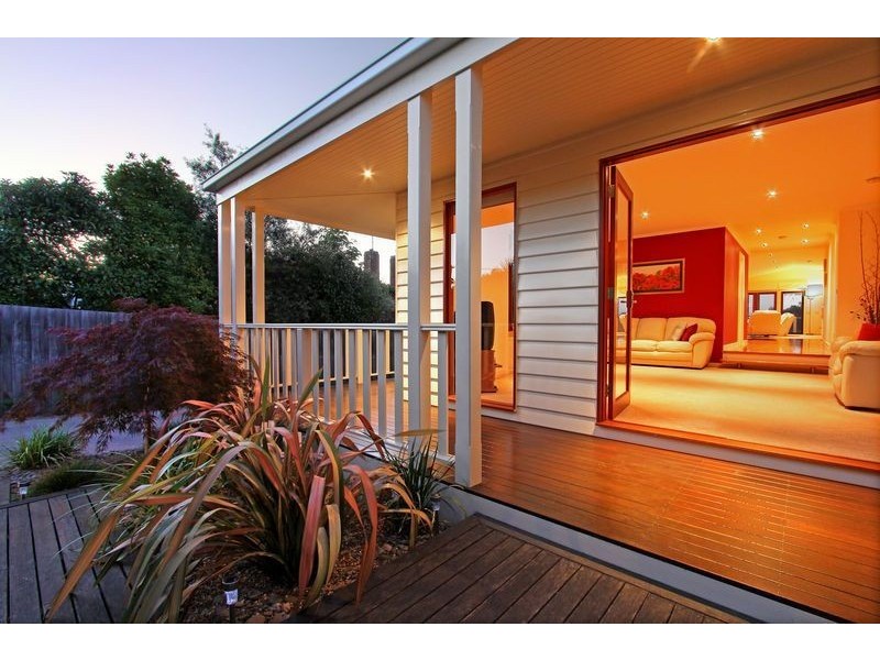 30 Burrell Street, Mccrae VIC 3938