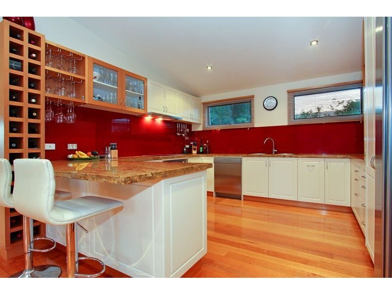 30 Burrell Street, Mccrae VIC 3938