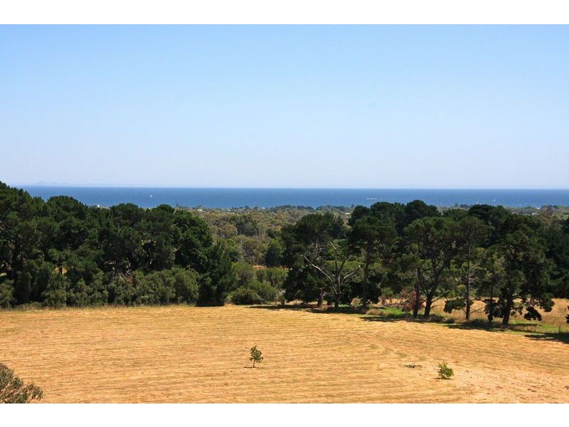 8 Boundary Road, Dromana VIC 3936