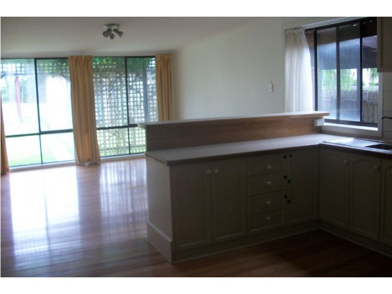 221 Dromana Parade, Safety Beach VIC 3936