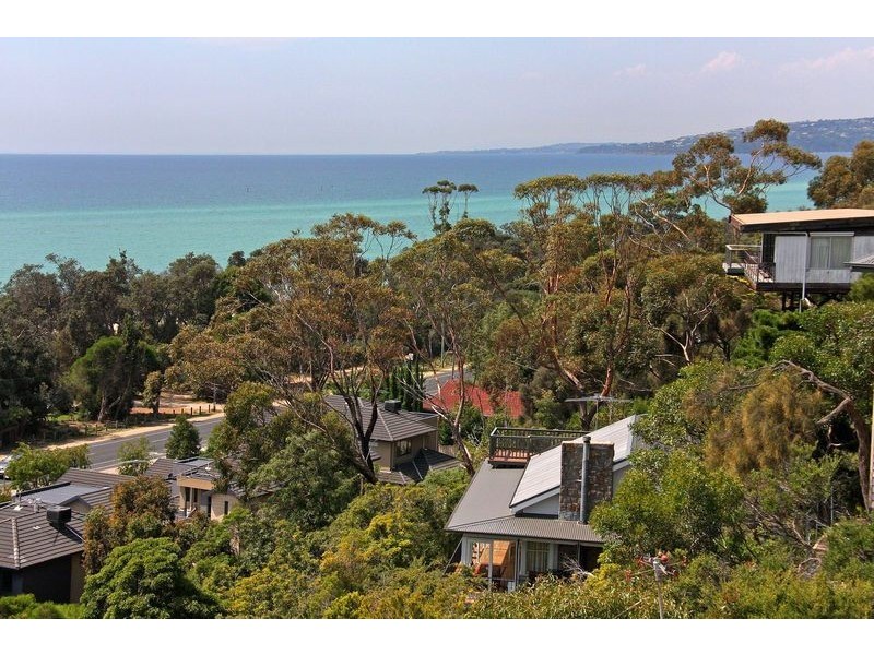 8 Margaret Street, Mccrae VIC 3938