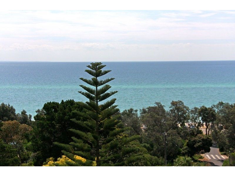 8 Margaret Street, Mccrae VIC 3938