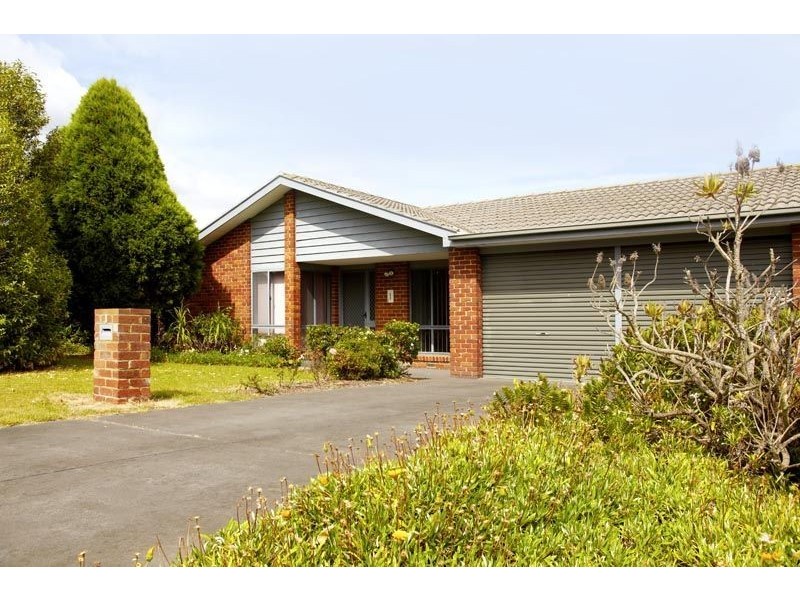 1 Palm Vista Drive, Safety Beach VIC 3936
