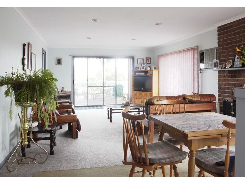 1 Palm Vista Drive, Safety Beach VIC 3936