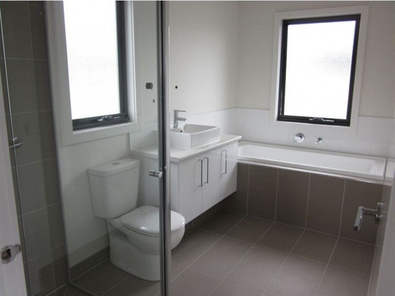 3/5 Highfield Rd, Mccrae VIC 3938