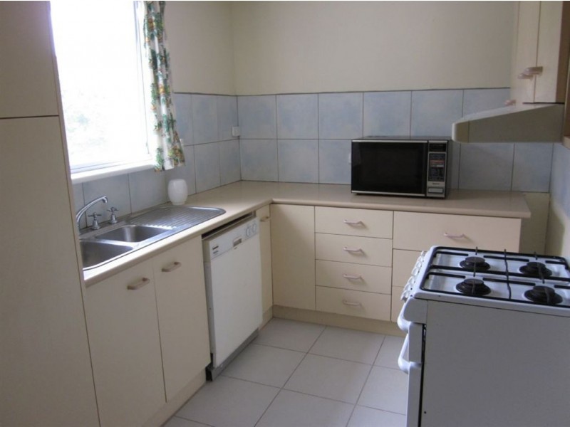 27 Kangerong Ave, Dromana VIC 3936