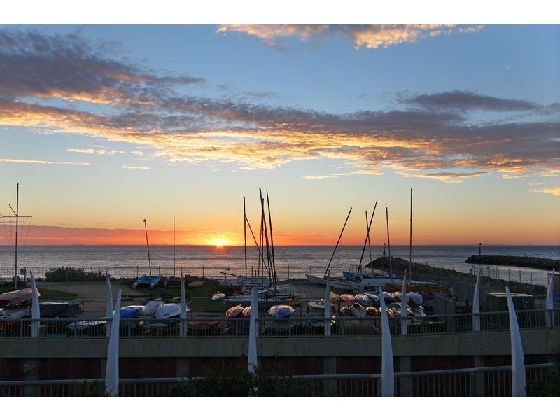 7 Seaspray Close, Safety Beach VIC 3936