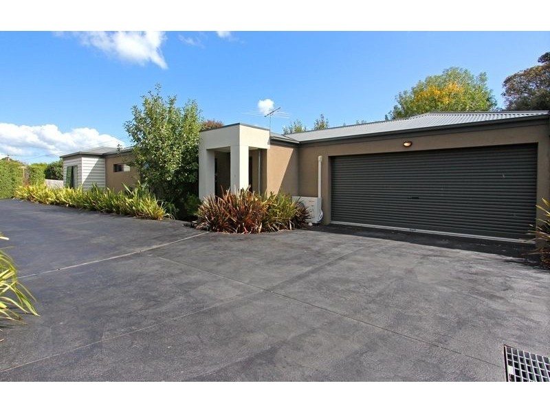 1/21 Kooyonga Grove, Mornington VIC 3931