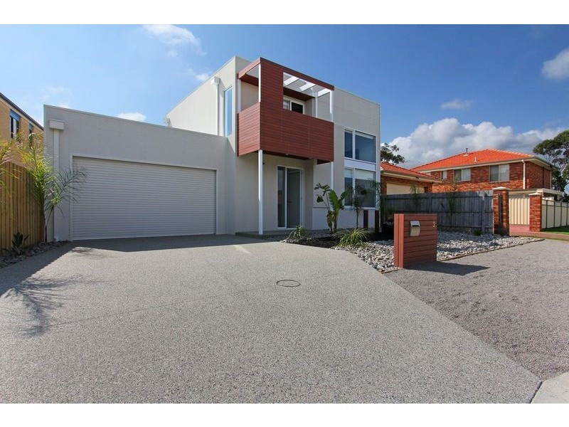3 Ray St, Safety Beach VIC 3936