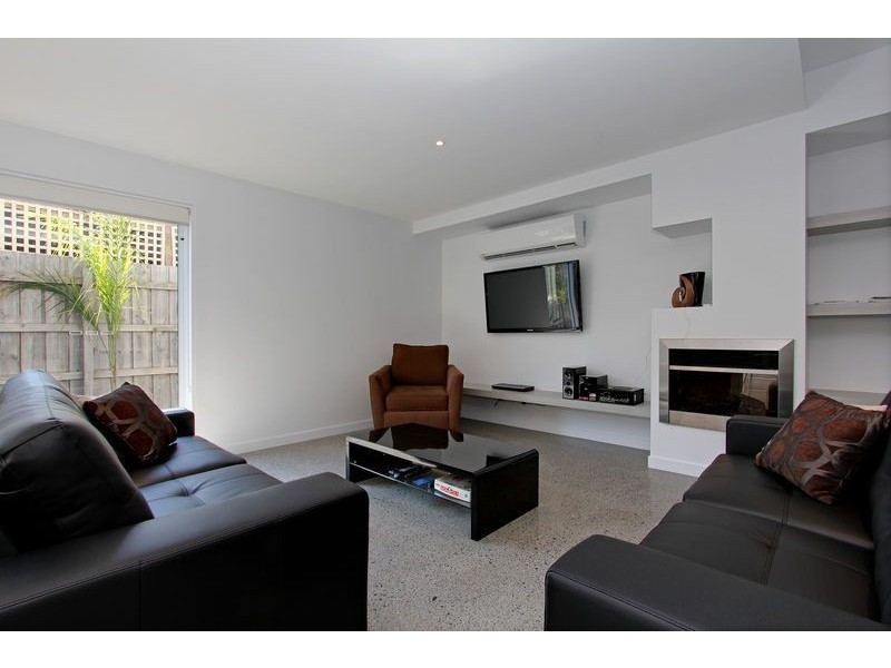 3 Ray St, Safety Beach VIC 3936