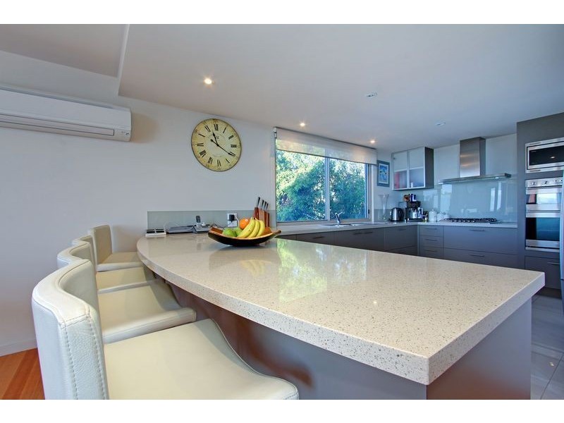 6 Ocean Street, Dromana VIC 3936