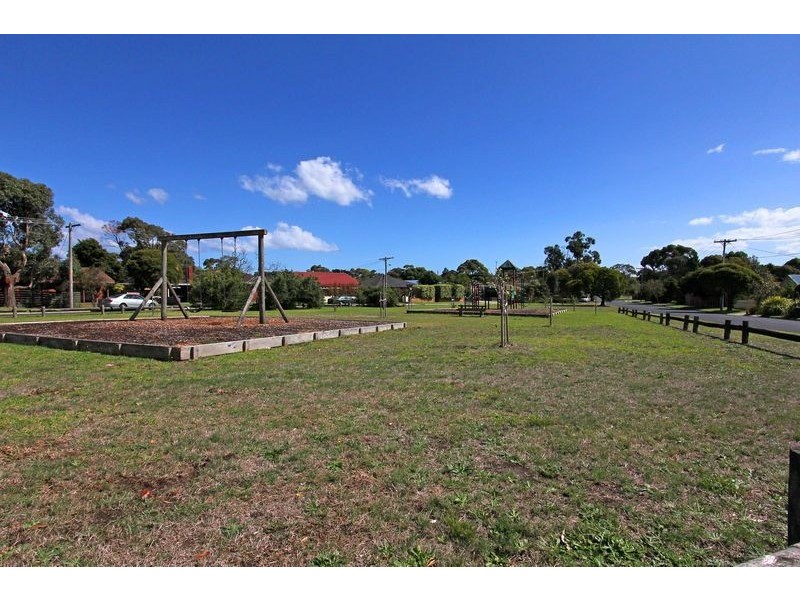 1/21 Kooyonga Grove, Mornington VIC 3931